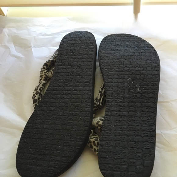 Sanuk animal print yoga slingshot sandal - Picture 5 of 6